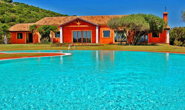 ALDIOLA COUNTRY RESORT